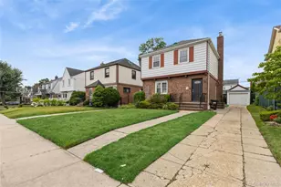 75-48 183rd St, Fresh Meadows, NY 11366 - Photo 36