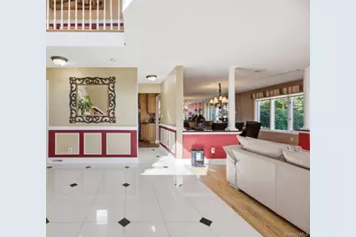 17 Nottingham Way, Mahopac, NY 10541 - Photo 4
