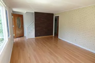 28 Hilltop Dr, New Windsor, NY 12553 - Photo 8