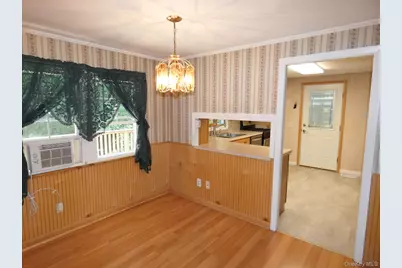 28 Hilltop Drive, New Windsor, NY 12553 - Photo 14