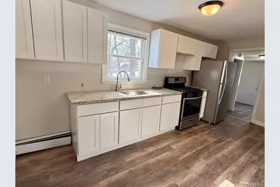 4 Riverview Avenue #2, New Windsor, NY 12553 - Photo 4