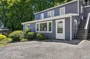 4 Riverview Ave, New Windsor, NY 12553 - Photo 2
