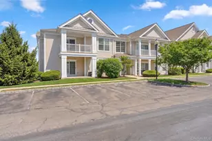 1317 Saratoga Ln, Fishkill, NY 12524 - Photo 2