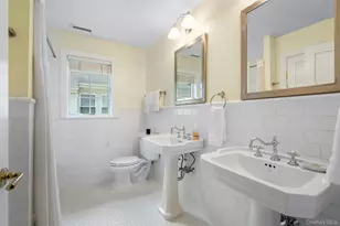 525 Carroll Ave, Mamaroneck, NY 10543 - Photo 24