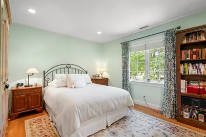 525 Carroll Avenue, Mamaroneck, NY 10543 - Photo 22