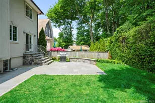 525 Carroll Ave, Mamaroneck, NY 10543 - Photo 36