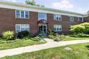 15 Winchester Ave, Yonkers, NY 10710 - Photo 2