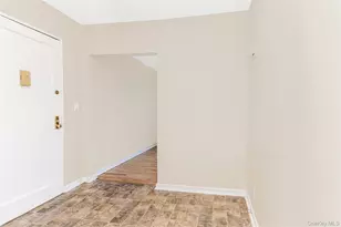 15 Winchester Ave, Yonkers, NY 10710 - Photo 4