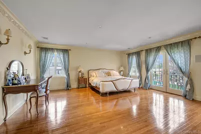 760 Hillcrest Place, Woodmere, NY 11581 - Photo 14