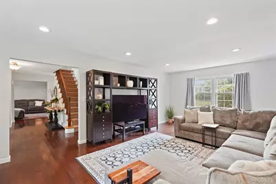 12 Hilltop Drive, Yorktown Heights, NY 10598 - Photo 6