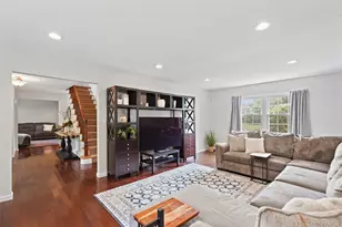 12 Hilltop Dr, Yorktown Heights, NY 10598 - Photo 6