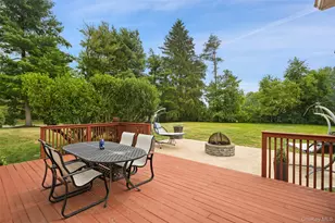 12 Hilltop Dr, Yorktown Heights, NY 10598 - Photo 34