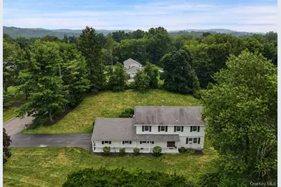 12 Hilltop Drive, Yorktown Heights, NY 10598 - Photo 2