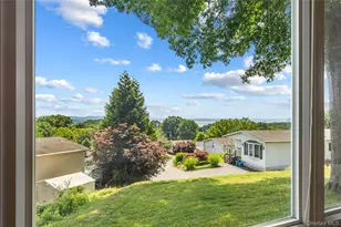 18 Thamsen Dr, Stony Point, NY 10980 - Photo 2