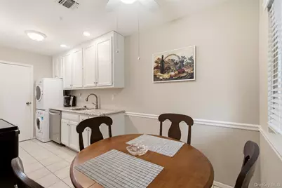 606 Flair Court W, Saint James, NY 11780 - Photo 8