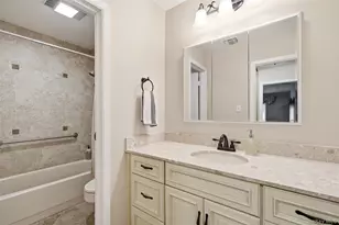 606 Flair Ct W, Saint James, NY 11780 - Photo 16