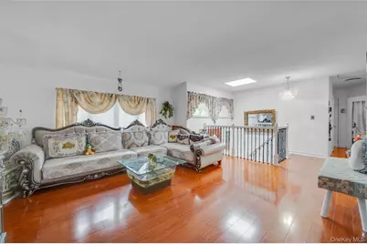 31 Holbrook Road, Centereach, NY 11720 - Photo 8