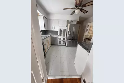 17 Main Street, Floral Park, NY 11001 - Photo 10