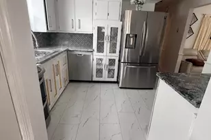 17 Main St, Floral Park, NY 11001 - Photo 10