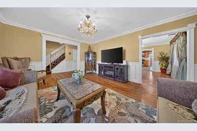 25-36 163rd Street, Flushing, NY 11358 - Photo 4