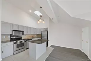 1424 Outlook Ave, Bronx, NY 10465 - Photo 8