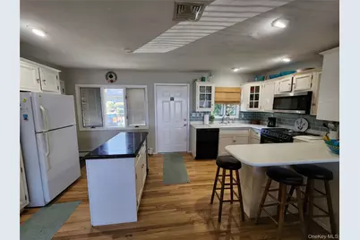 7 Riverhead Road, Sound Beach, NY 11789 - Photo 12