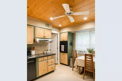 269 W Pulaski Road, Huntington Station, NY 11746 - Photo 4