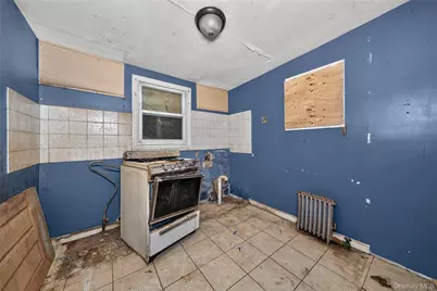 10 Best Street, Freeport, NY 11520 - Photo 1