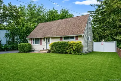 48 Marshall Drive, Selden, NY 11784 - Photo 16