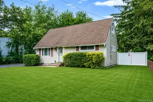 48 Marshall Dr, Selden, NY 11784 - Photo 16