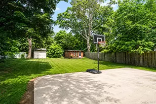 48 Marshall Dr, Selden, NY 11784 - Photo 28