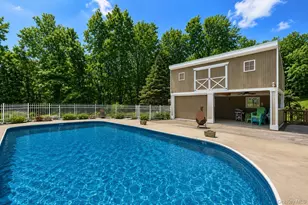 564 Clove Rd, Monroe, NY 10950 - Photo 2