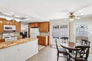 187 Glen Dr, Ridge, NY 11961 - Photo 14