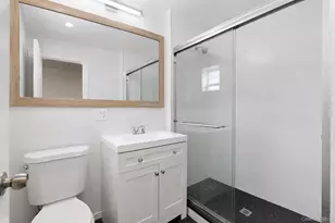 253 Robinson Ave, Bronx, NY 10465 - Photo 6