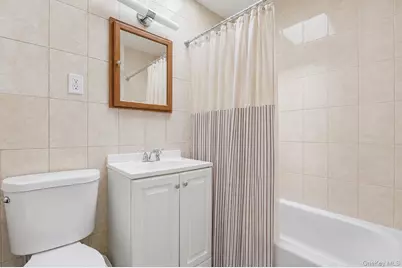 253 Robinson Avenue, Bronx, NY 10465 - Photo 20