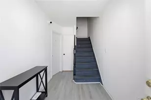 253 Robinson Ave, Bronx, NY 10465 - Photo 10