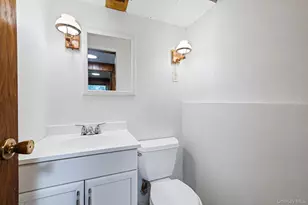 11 Carrol Pl, Greenlawn, NY 11740 - Photo 30