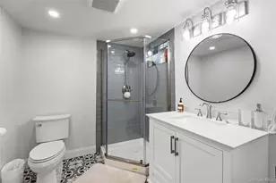 56 Morris Ave, West Islip, NY 11795 - Photo 24