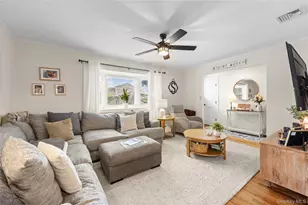 56 Morris Ave, West Islip, NY 11795 - Photo 6