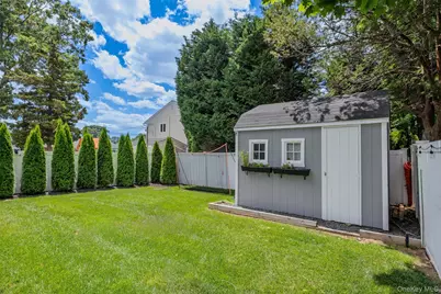 56 Morris Avenue, West Islip, NY 11795 - Photo 26