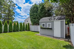 56 Morris Ave, West Islip, NY 11795 - Photo 26