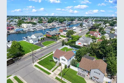 4 Martha Street, Freeport, NY 11520 - Photo 12