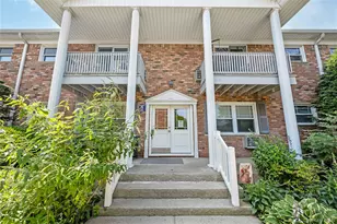 68 Fair Harbor Dr, Patchogue, NY 11772 - Photo 2