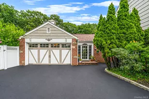 863 Richmond Rd, East Meadow, NY 11554 - Photo 4