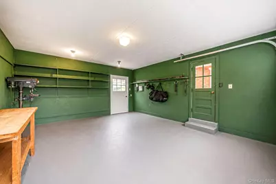 863 Richmond Road, East Meadow, NY 11554 - Photo 40