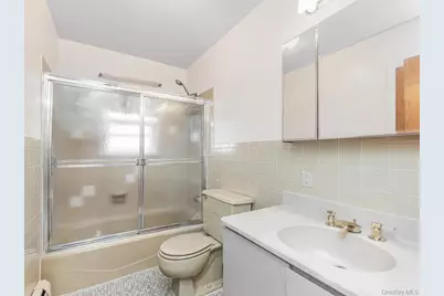 201 Shonnard Terrace, Yonkers, NY 10701 - Photo 12
