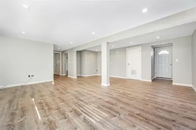 1777 Roberta Lane, Merrick, NY 11566 - Photo 28