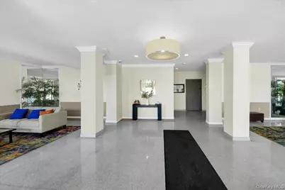 370 Westchester Avenue #3M, Port Chester, NY 10573 - Photo 16