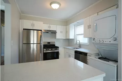 59 Troy Avenue #upper, Long Beach, NY 11561 - Photo 8
