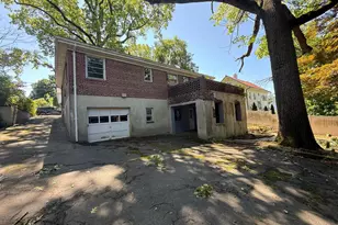 177 Longvue Terrace, Yonkers, NY 10710 - Photo 8